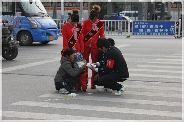 “感动校园”摄影比赛参考范图二